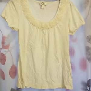 EUC Ann Taylor Loft Petites Cream Colored Tee Shir